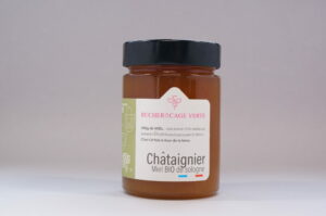 Miel de châtaignier - 450gr Rucher de la cage verte,Miel biologique, Rucher de la cage verte, Apiculture biologique, Produits de la ruche, Miel du Berry, Produits au miel bio, Miels de saison, Artisanat apicole, Abeilles butineuses, Ruche en ligne, Propolis naturelle, Apithérapie, Pollinisation, Saveurs du terroir, Agriculture biologique, Agro-responsable, Conservation de l'environnement, Récolte respectueuse, Apiculture Centre Val de Loire, Sologne, Berry, Cher, Bourges, Orléans, Paris, Henrichemont, miel de printemps, miel acacia, miel lavande, miel de chataignier, miel oignon sarrasin, miel toutes fleurs Sologne, miel toutes fleurs d’été, miel acacia spiruline, miel acacia curcuma, miel acacia gingembre, miel acacia piment d’Espelette, Bonbons au miel sève de pins, Bonbons au miel de lavande, Boules fourrées au miel de lavande